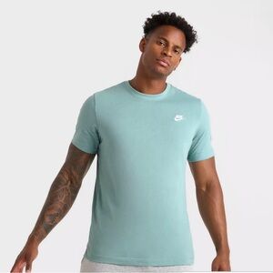 Nike Men's Club T-Shirt